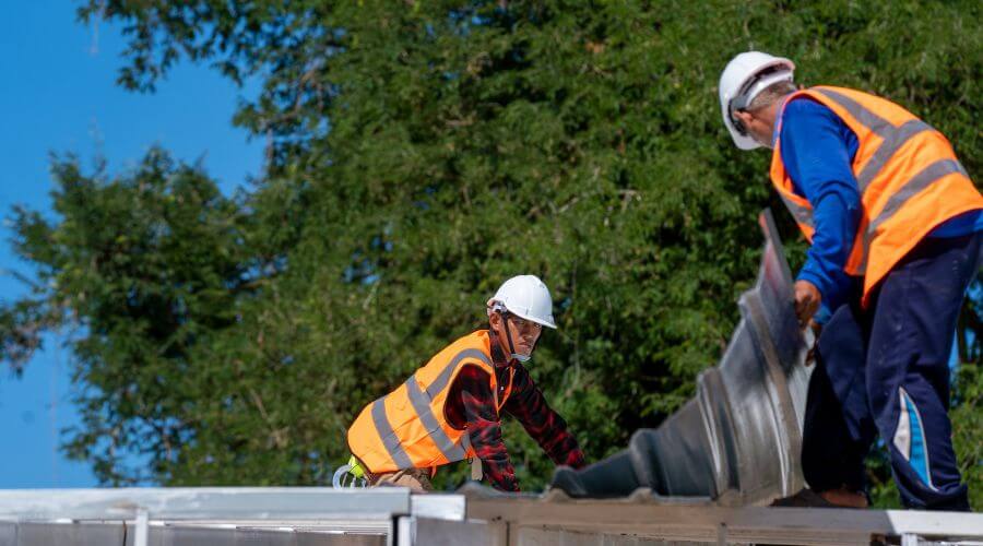 Professional residential roofers in Wausa, NE